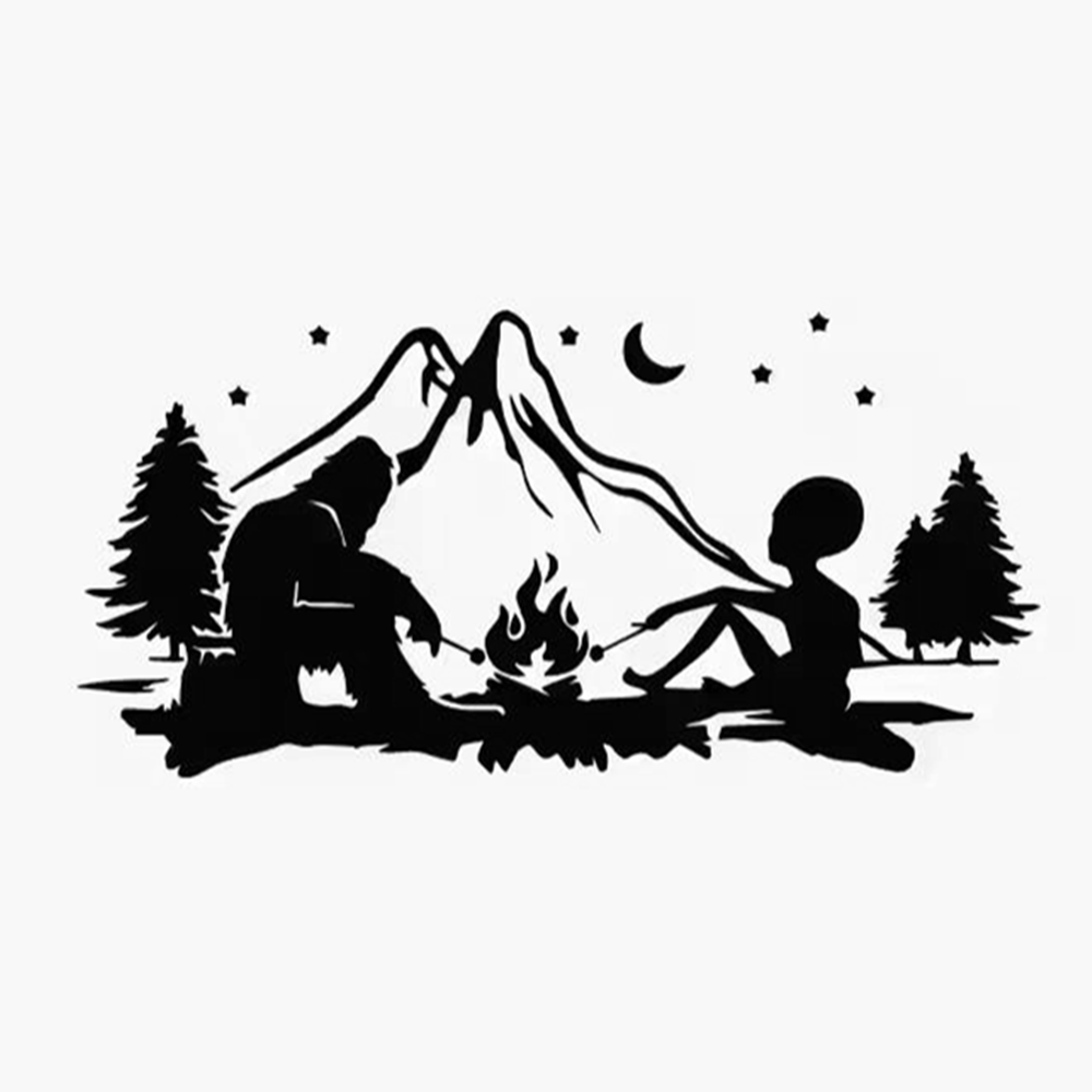 Outdoor Adventure Rv - Calcomanía de vinilo Alien and Bigfoot