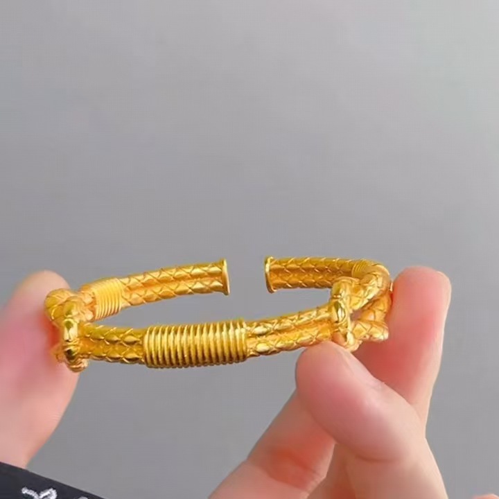 Outdoor Adventure At - Pulsera abierta con nudo de heráculos